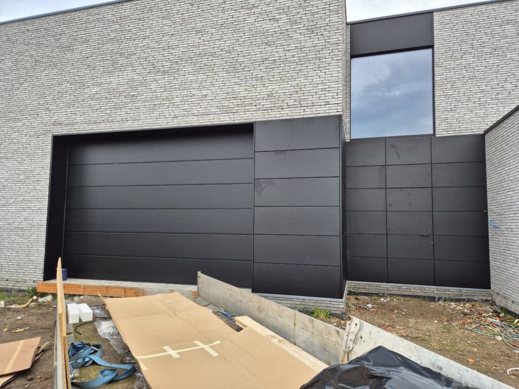 garagepoorten en gevelbekleding ()