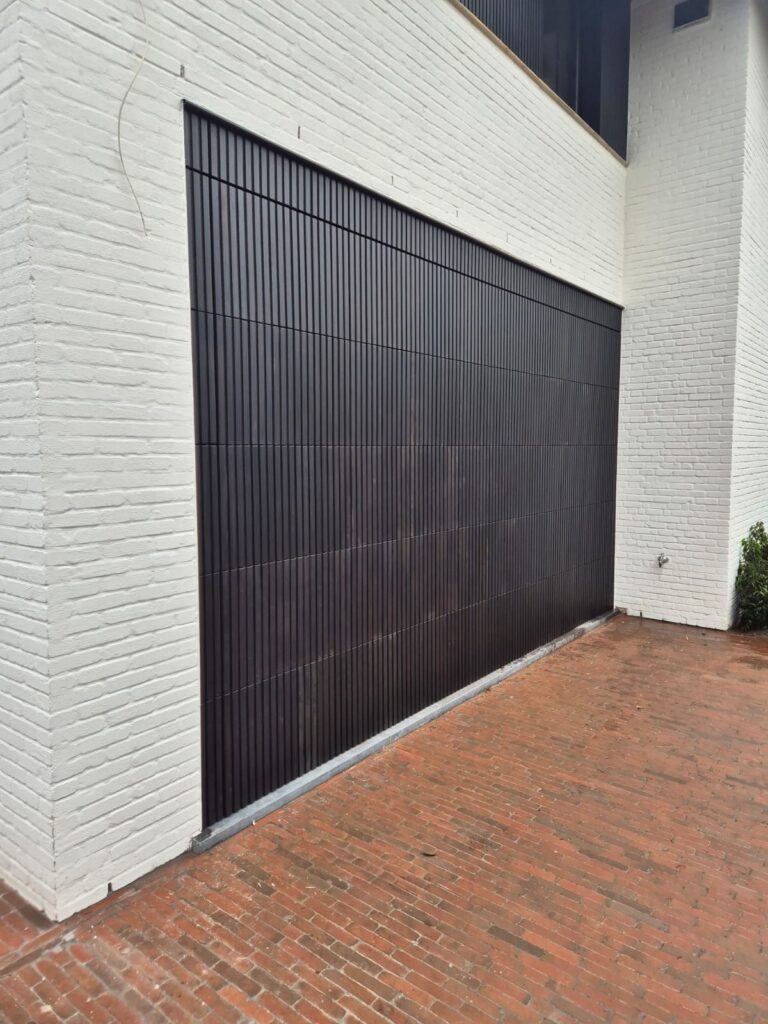 garagepoorten en gevelbekleding ()