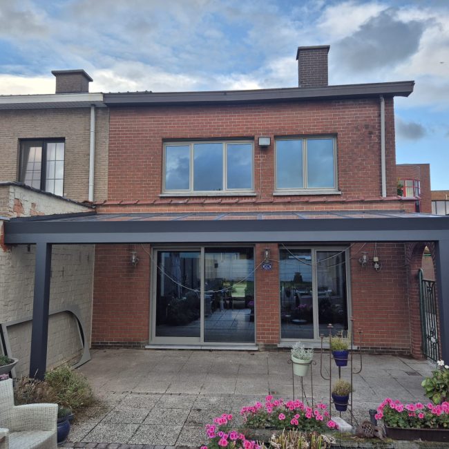 Veranda's Pergola's overkappingen lichtstraten ()