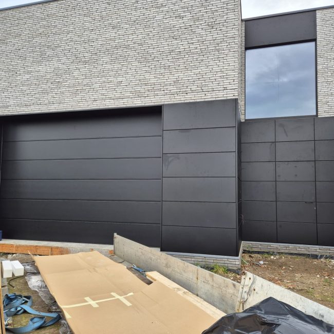 garagepoorten en gevelbekleding ()